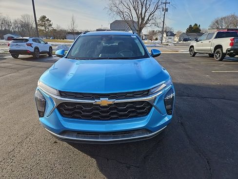 New 2026 Chevrolet Trax LT w/ Driver Confidence Package image 8