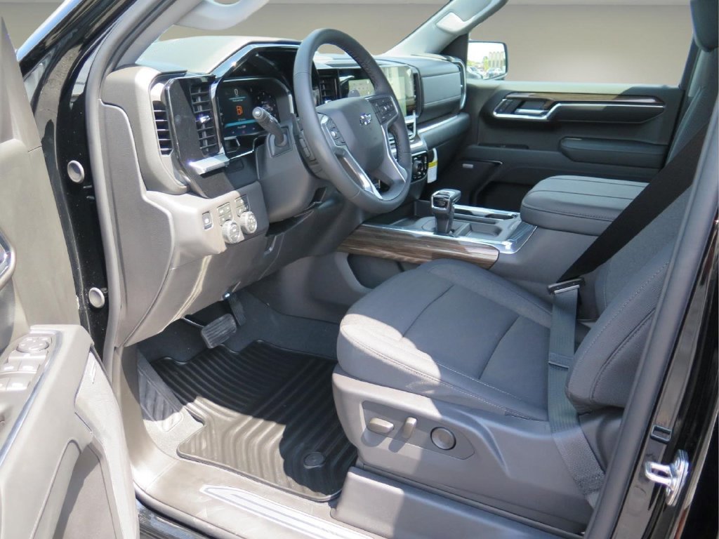 New 2026 Chevrolet Silverado 1500 RST w/ All Star Edition Plus AWD/4WD image 9