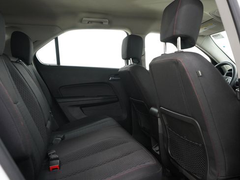 Used 2015 Chevrolet Equinox LS FWD image 12