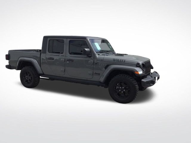 Used 2023 Jeep Gladiator Sport AWD/4WD image 7