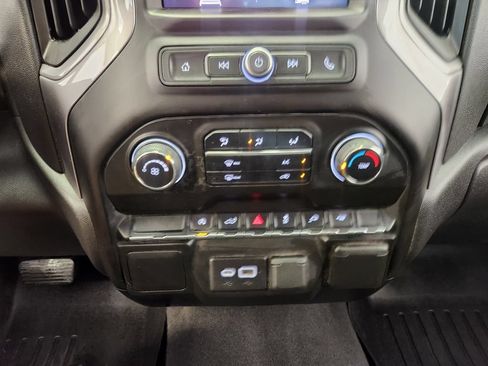 Used 2021 Chevrolet Silverado 1500 Custom RWD image 19