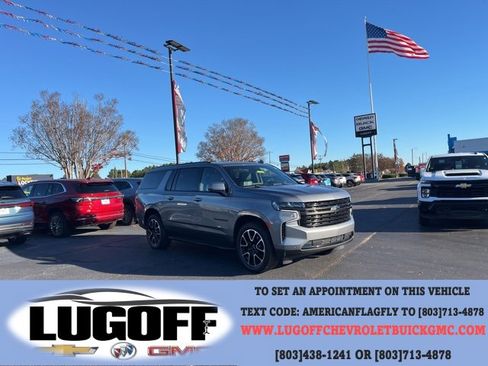 Used 2022 Chevrolet Suburban RST w/ Luxury Package image 1