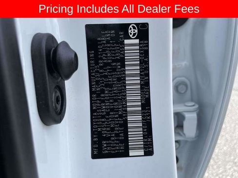 Used 2025 Toyota Corolla SE FWD image 37