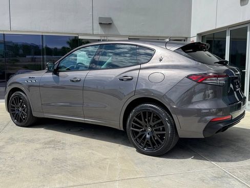 Certified 2022 Maserati Levante Modena AWD/4WD image 6
