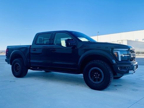 Used 2024 Ford F150 Raptor image 3