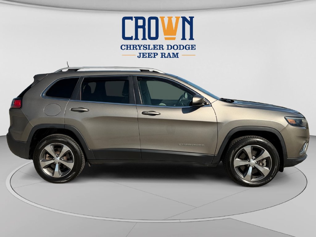Used 2020 Jeep Cherokee Limited AWD/4WD image 2