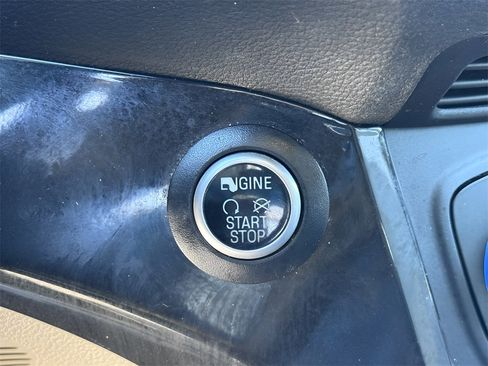 Used 2018 Ford Escape Titanium image 29