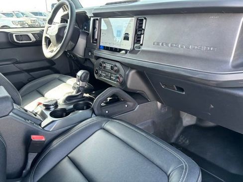 New 2026 Ford Bronco Badlands w/ Sasquatch Package image 21