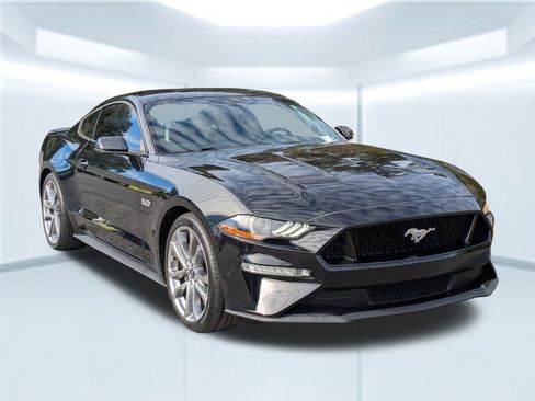 Used 2019 Ford Mustang GT Premium image 8