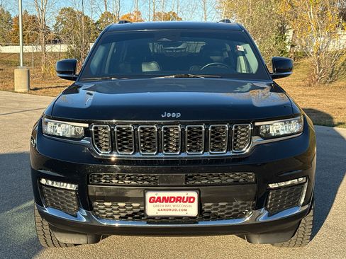 Used 2022 Jeep Grand Cherokee L Limited image 3