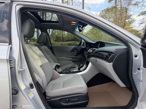 Used 2013 Honda Accord EX-L image 23