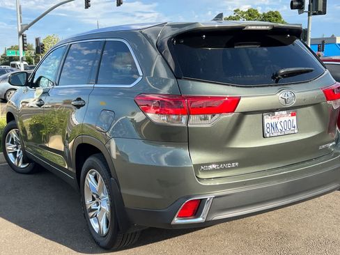Used 2019 Toyota Highlander Limited AWD/4WD image 6