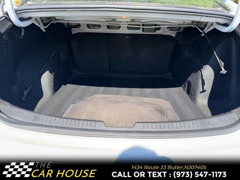 Used 2018 Chevrolet Malibu LT FWD image 20