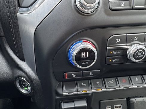 Used 2021 GMC Sierra 1500 Elevation image 13