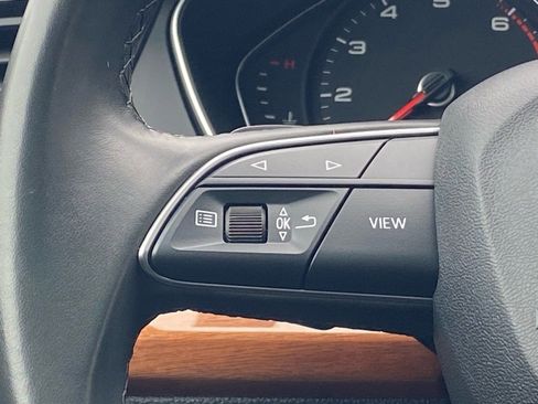 Used 2023 Audi Q5 2.0T Premium w/ Convenience Package image 9