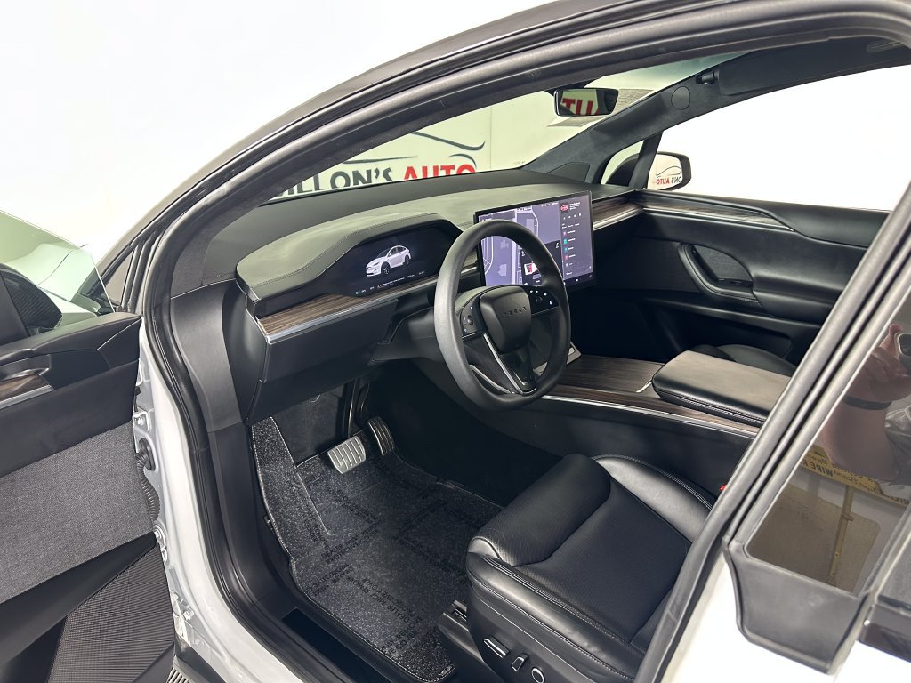 Used 2022 Tesla Model X AWD/4WD image 18