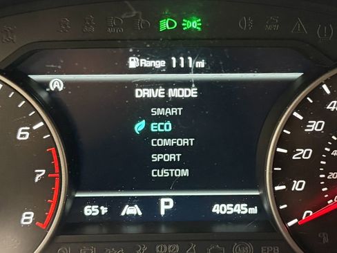 Used 2022 Kia Stinger GT2 image 23