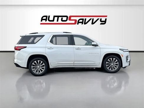 Used 2023 Chevrolet Traverse Premier image 8