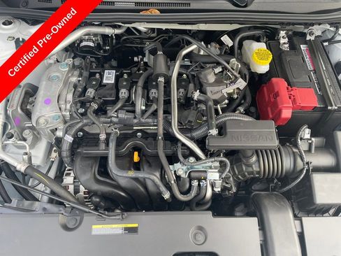 Certified 2025 Nissan Sentra SR w/ Midnight Edition image 33