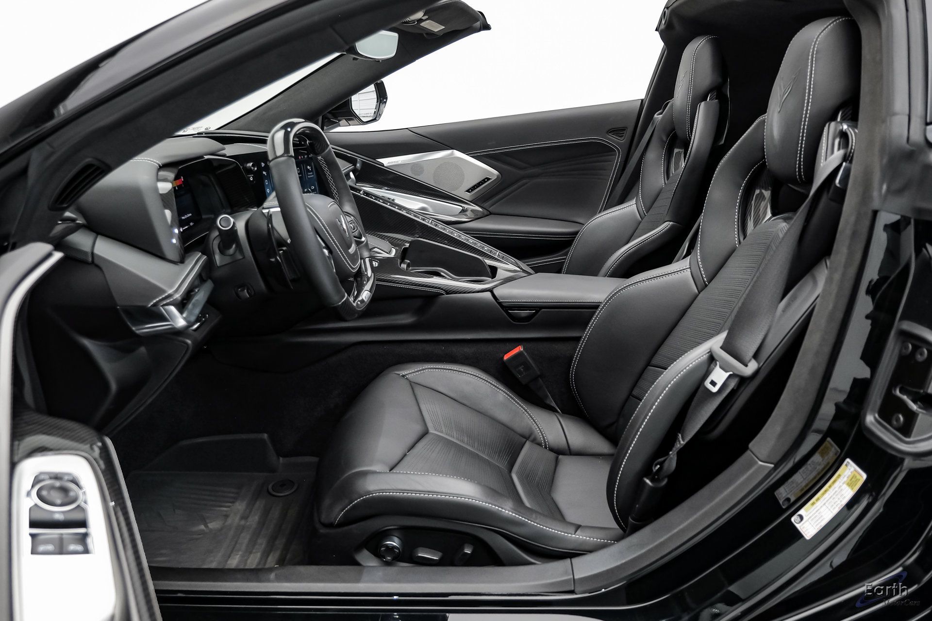 Used 2024 Chevrolet Corvette Z06 RWD image 47