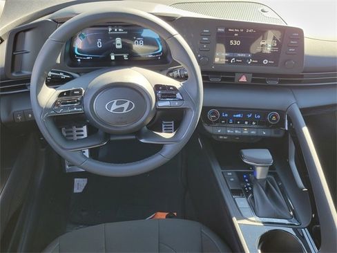 New 2026 Hyundai Elantra SEL Sport Premium image 4