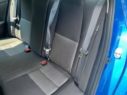 Used 2025 Nissan Sentra SV FWD image 32