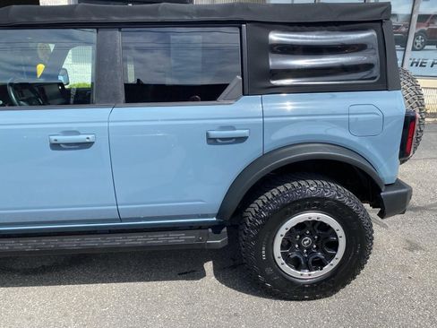 Used 2021 Ford Bronco Outer Banks w/ Sasquatch Package AWD/4WD image 5