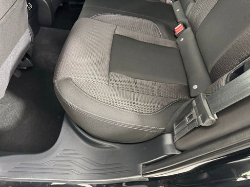 Used 2024 Subaru Outback Premium image 27