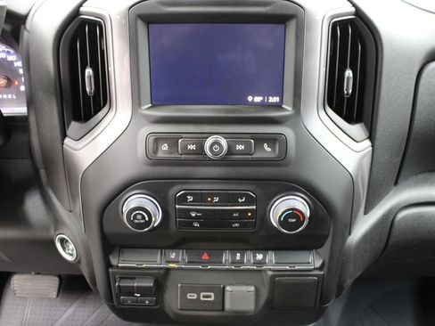 Used 2024 Chevrolet Silverado 2500 Custom AWD/4WD image 19