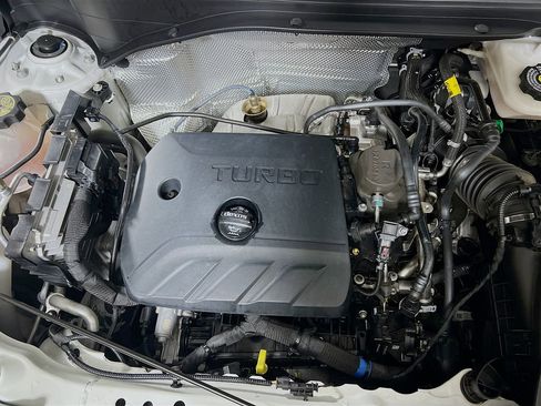 Used 2024 Buick Encore GX Avenir w/ Avenir Convenience Package image 27