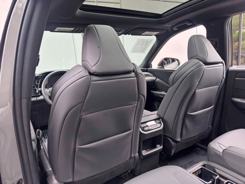 Used 2025 Lexus TX 350 AWD w/ Technology Package image 37