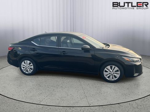 Used 2024 Nissan Sentra S FWD image 7