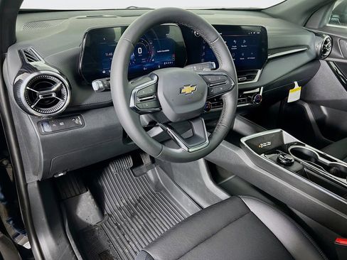 New 2026 Chevrolet Equinox LT FWD image 9