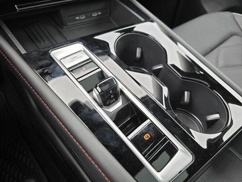 New 2026 Volkswagen Atlas Peak Edition AWD/4WD image 35