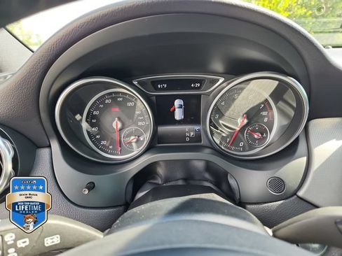 Used 2020 Mercedes-Benz GLA 250 4MATIC image 25
