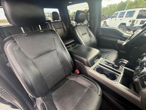 Used 2016 Ford F150 Lariat w/ Equipment Group 502A Luxury image 6