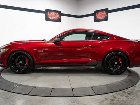 Used 2015 Ford Mustang GT Premium RWD image 5