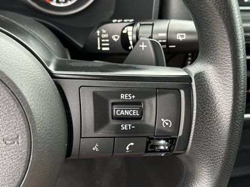 Used 2021 Nissan Rogue S AWD/4WD image 20
