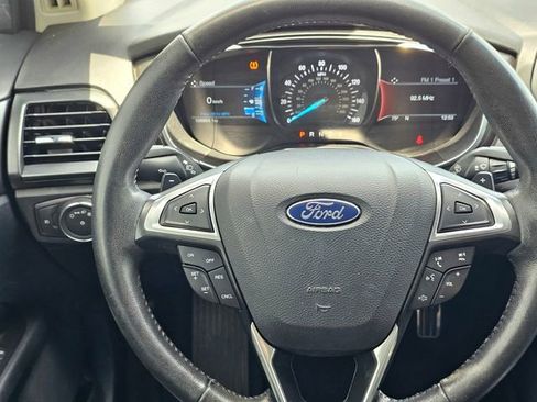 Used 2017 Ford Fusion Titanium image 28