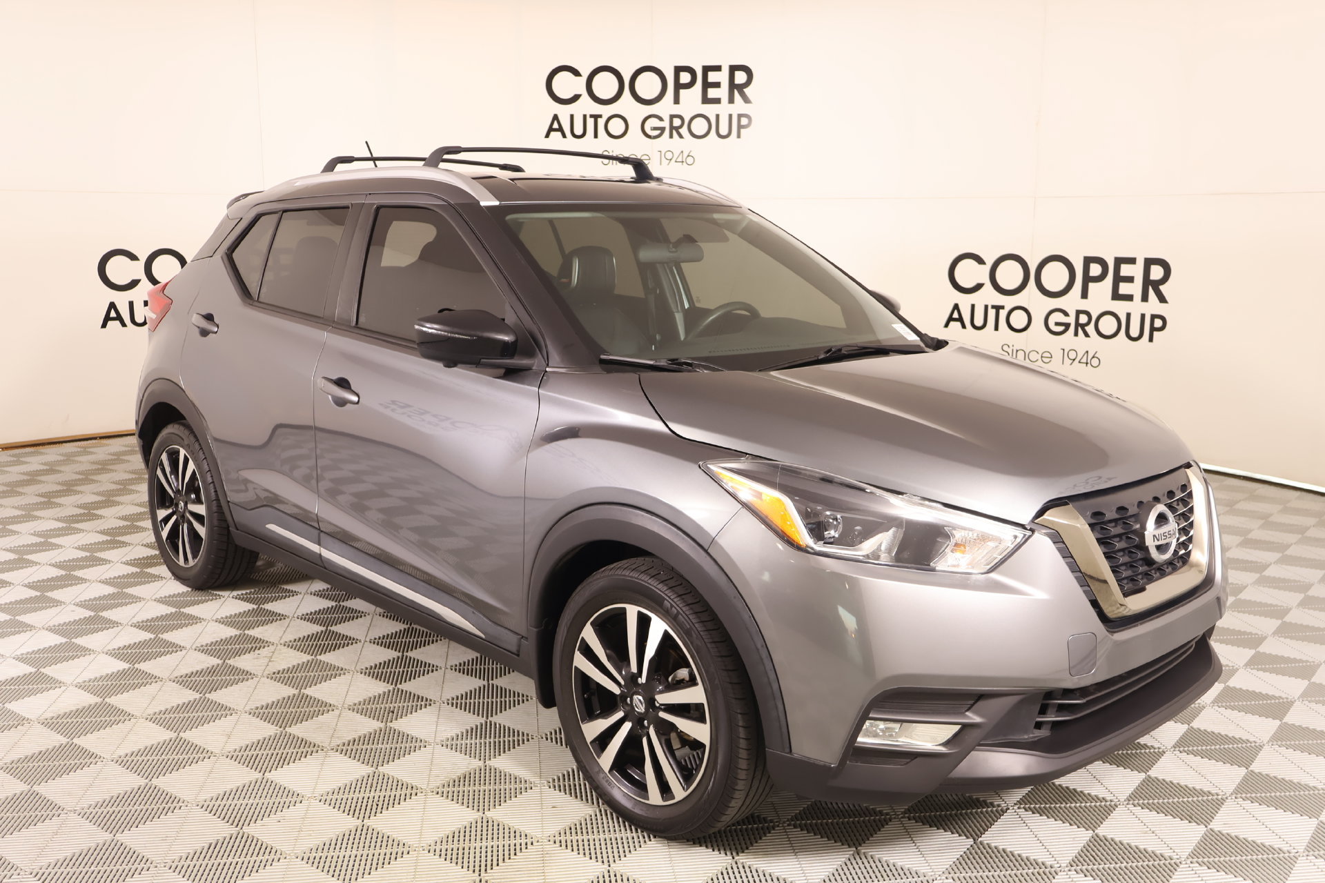 Used 2019 Nissan Kicks SR w/ SR Premium Package FWD 360° Tour