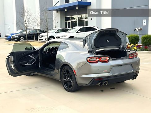 Used 2021 Chevrolet Camaro SS image 4