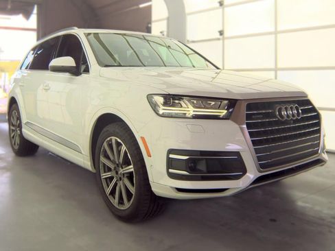 Used 2019 Audi Q7 2.0T Premium Plus w/ Premium Plus Package AWD/4WD image 3