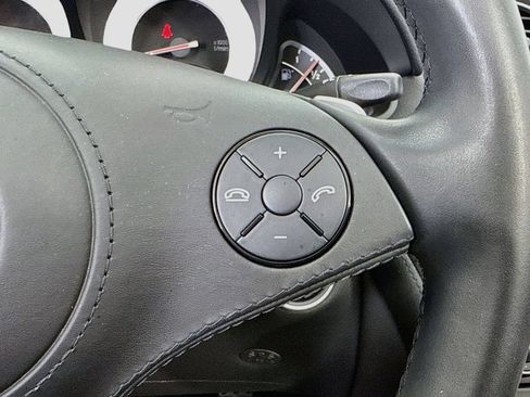 Used 2011 Mercedes-Benz SL 550 image 22