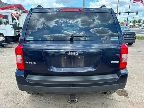 Used 2014 Jeep Patriot Latitude AWD/4WD image 4