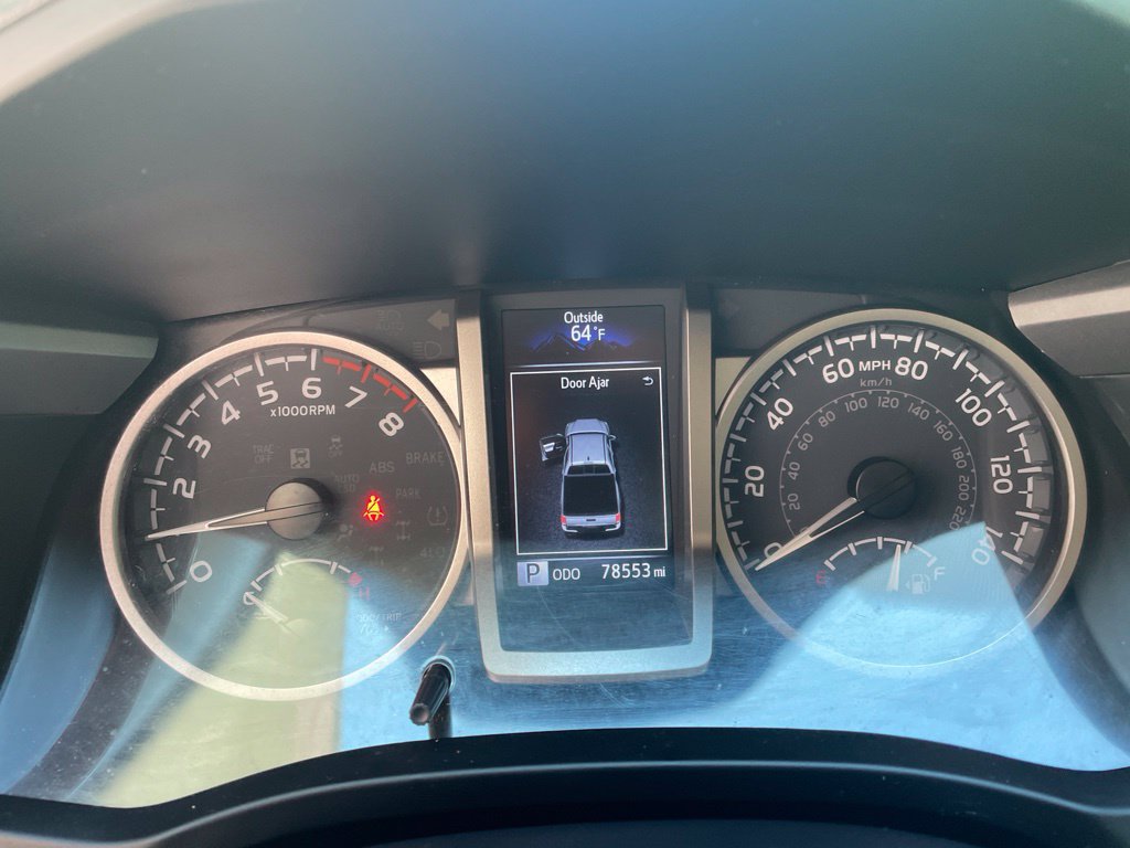 Used 2021 Toyota Tacoma SR5 AWD/4WD image 8