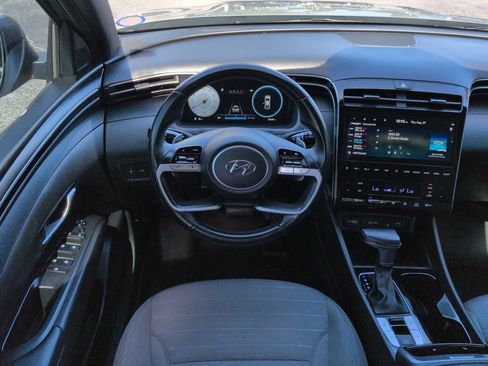 Used 2023 Hyundai Santa Cruz SEL Premium w/ Cargo Package AWD/4WD image 16