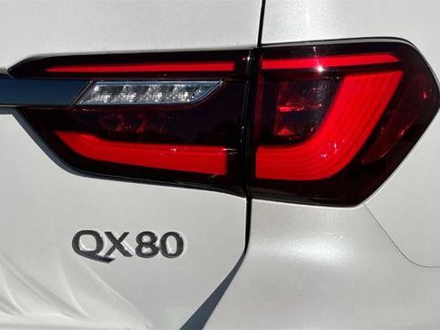 Certified 2024 INFINITI QX80 Premium Select w/ Cargo Package image 26