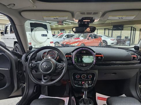 Used 2019 MINI Cooper Clubman S image 26