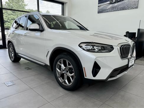 Used 2022 BMW X3 xDrive30i w/ Premium Package 2 AWD/4WD image 4