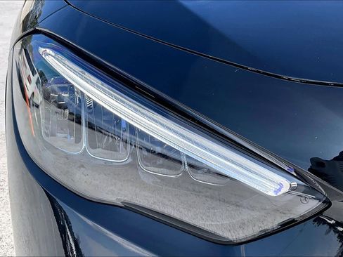 Used 2025 Mercedes-Benz GLA 35 AMG 4MATIC image 28